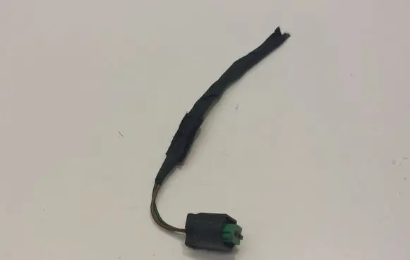 Volkswagen PASSAT B8 Windshield washer spray nozzle 8E0973202