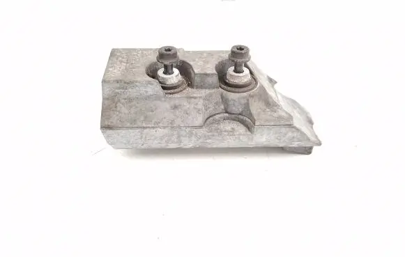 Ford Mondeo MK V Engine mounting bracket DG9317E812AB