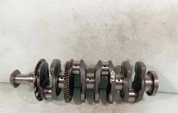 Toyota Avensis T250 Crankshaft 2ad