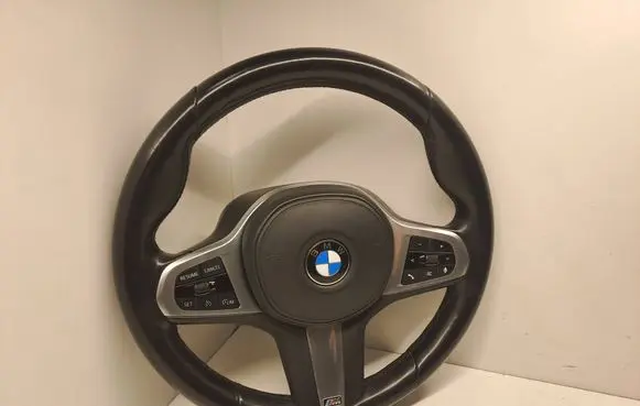 BMW 1 F40 Steering wheel 62821470 4328009 7G83374