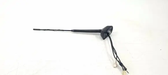 Mitsubishi Outlander Radio antenna