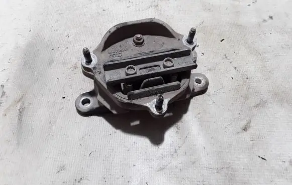 Audi Q5 SQ5 Gearbox mount 8K0399151