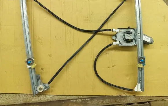Front door window regulator with motor