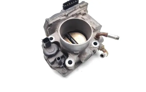 Honda Civic Electric throttle body valve GMA4A U2085704029
