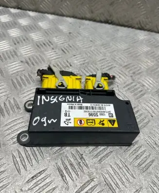 Opel Insignia A Airbag control unit/module 13505596 404376