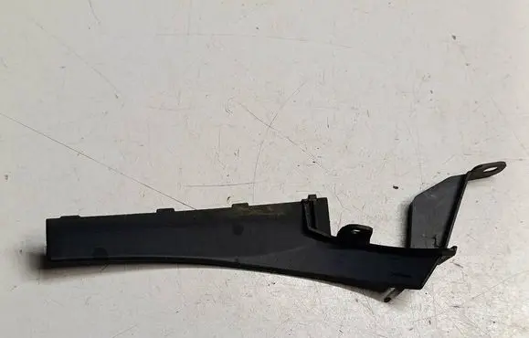 Suzuki SX4 S-Cross Windshield trim 7233461M0U6 7233461M0