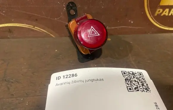 Honda Civic Hazard light switch m30581