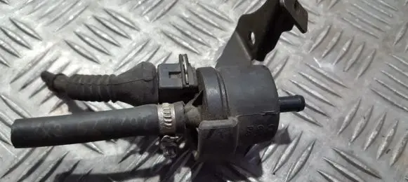Volkswagen PASSAT B5 Valve vacuum 058133459 421159-06