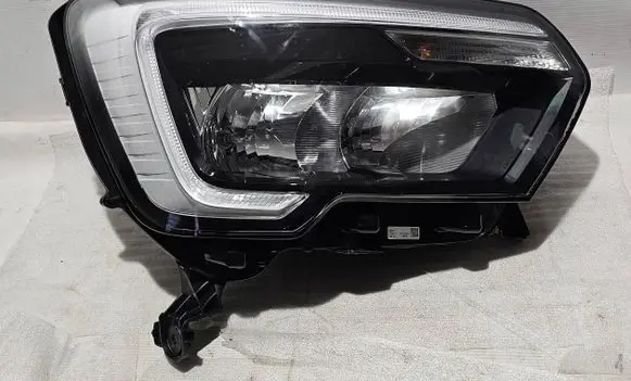 Renault Master III Headlight/headlamp 260105567R