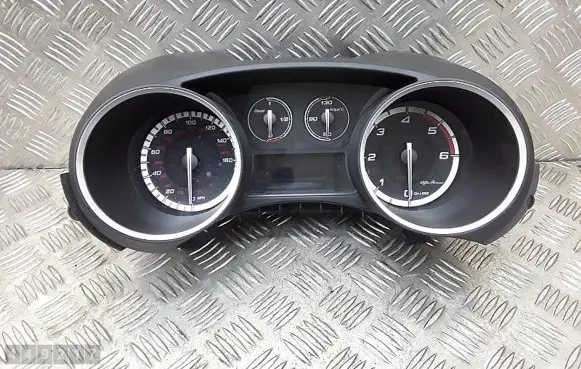 Alfa Romeo Giulietta Speedometer (instrument cluster) A2C32419500
