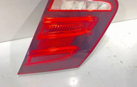 Mercedes-Benz E W212 Tailgate rear/tail lights 613000