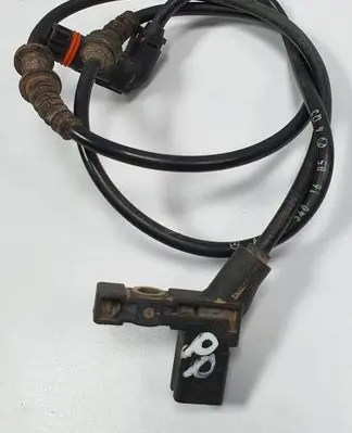 Mercedes-Benz E W212 ABS brake wheel speed sensor A2125401605