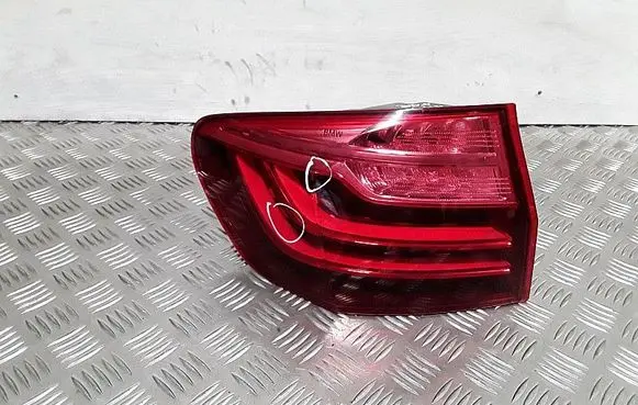 Rear/tail lights