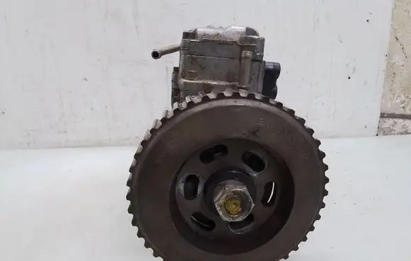 Volkswagen Golf IV Fuel injection high pressure pump 0460404977