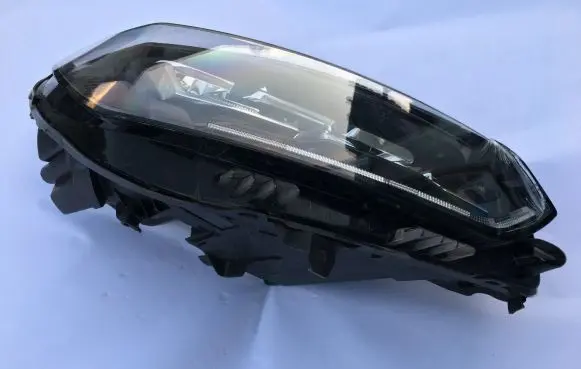 Peugeot 208 Headlight/headlamp 63115A01158 A85A0115804 90169274ZZ04