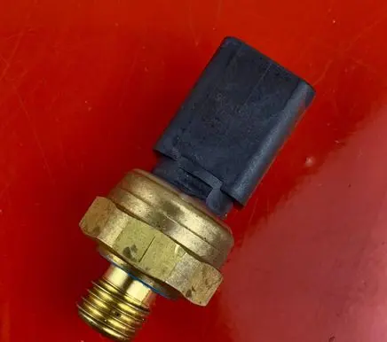 Peugeot 5008 II Oil pressure sensor 9674035780