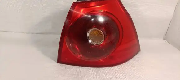 Volkswagen Golf V Rear/tail lights 1K6945096E 00857836