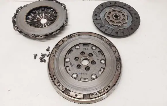 Opel Astra L Clutch set kit 9846303480
