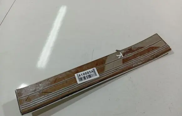 Mercedes-Benz CLS C219 Rear sill trim cover A2196800335