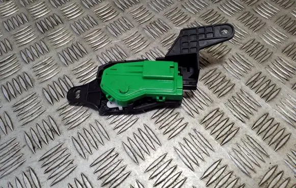 Fuel tank cap lock motor