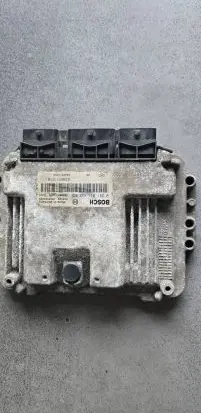 Renault Master II Engine control unit/module 0281011432