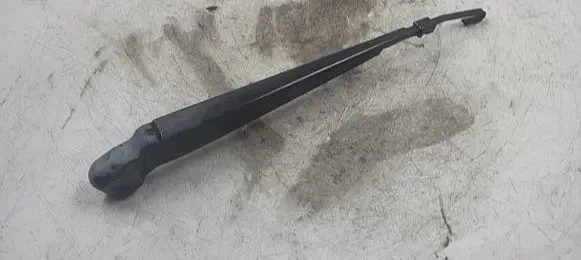 BMW 3 E36 Rear wiper blade arm 