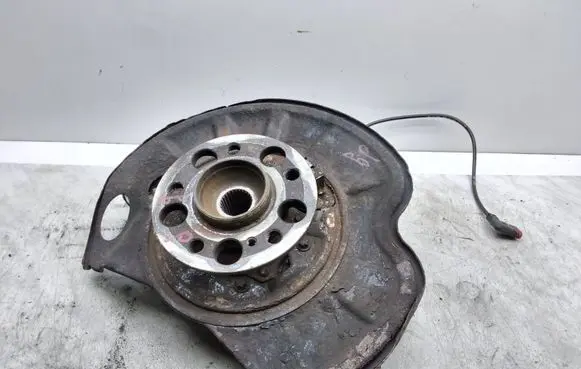 Mercedes-Benz S W221 Rear wheel hub spindle/knuckle