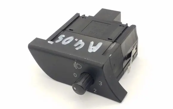 Audi A4 S4 B7 8E 8H Headlight level height control switch 8E2919094