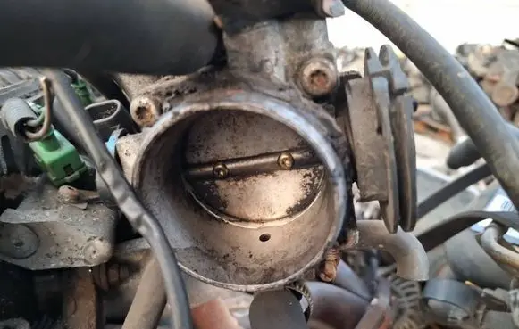 Renault Espace III Throttle valve