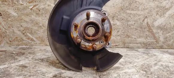 Cadillac SRX Front wheel hub spindle knuckle