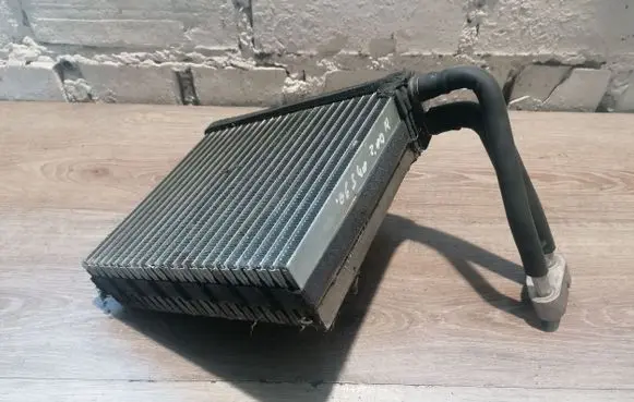 Volvo S40 Air conditioning (A/C) radiator (interior) 