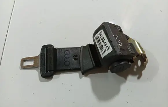 Audi A6 S6 C4 4A Middle seatbelt (rear) 4A0857713