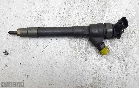 Renault Trafic III (X82) Fuel injector 0445110414