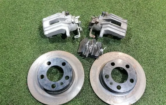 Volkswagen Golf IV Brake discs and calipers set 90R02C0100 17193011 180789700