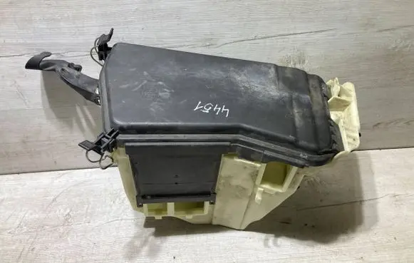 Mercedes-Benz E W212 Fuse box cover A2125400382