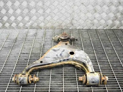 Toyota Hilux (AN10, AN20, AN30) Front lower control arm/wishbone