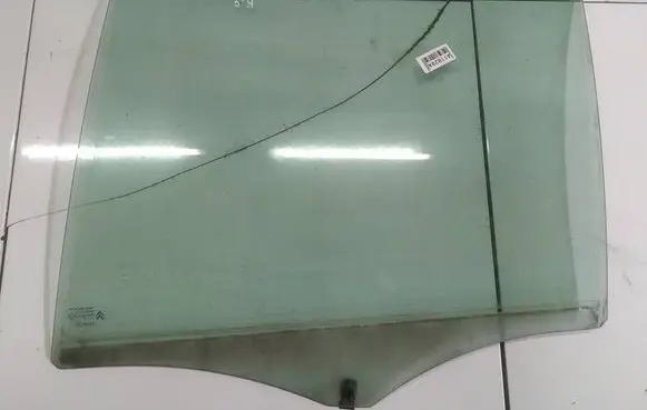 Citroen C4 Grand Picasso Rear door window glass AS2