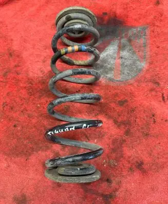 Volkswagen Tiguan Rear coil spring