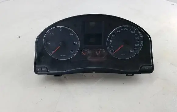 Volkswagen Golf Plus Speedometer (instrument cluster) 1K0920862