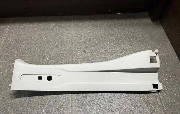 Renault Trafic III (X82) (B) pillar trim (bottom) 93868217 93868926