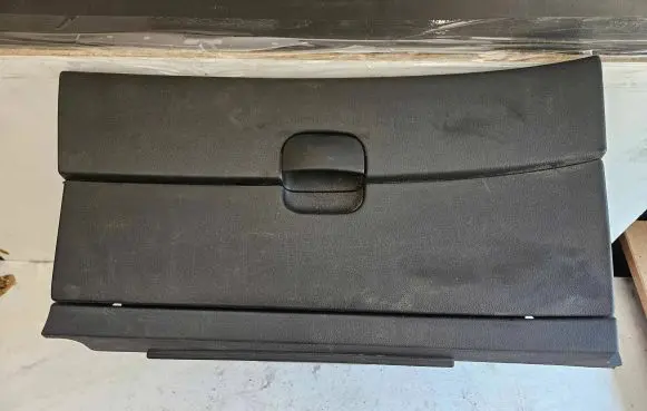 Nissan Qashqai Glove box P10810A7760007 01504926