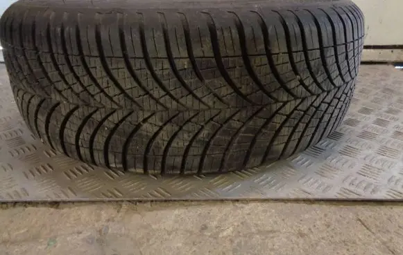 Hyundai Kona I R17 summer tire 21555R17 202412 GOODYEAR