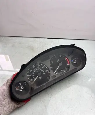BMW Z3 E36 Speedometer (instrument cluster) 8363756 6160583230