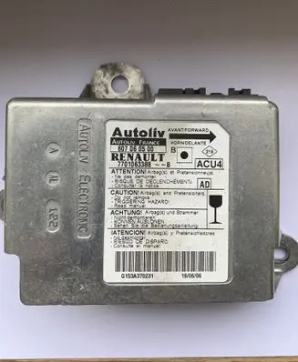 Renault Megane II Airbag control unit/module 7701063388 607060500
