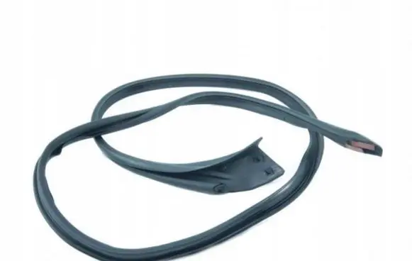 Jaguar S-Type Front door rubber seal XR815745