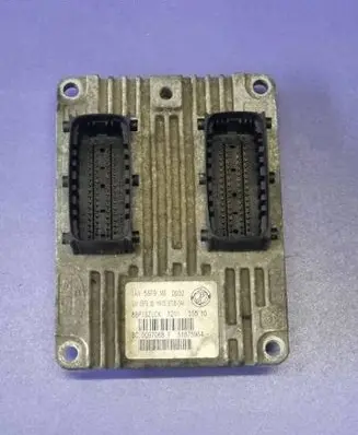 Fiat 500 Engine control unit/module ECU 0097068F 51875964