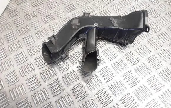 Renault Captur Air intake hose/pipe 5R6521900