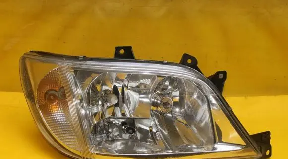 Mercedes-Benz Sprinter W901 W902 W903 W904 Headlight/headlamp