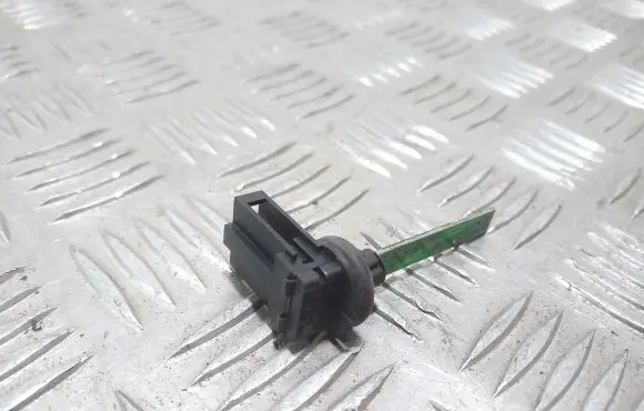 Interior temperature sensor