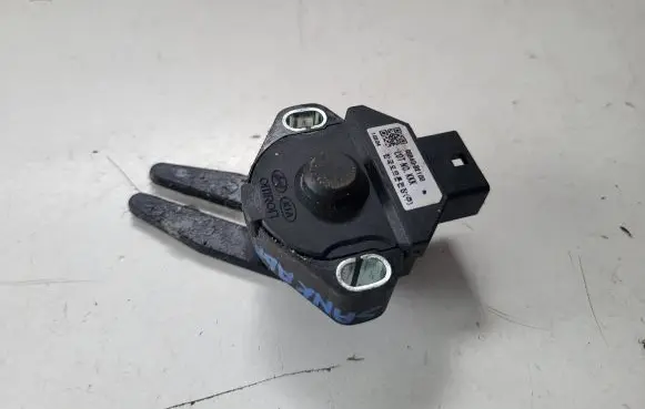 KIA Sportage Clutch pedal sensor 93840B2100